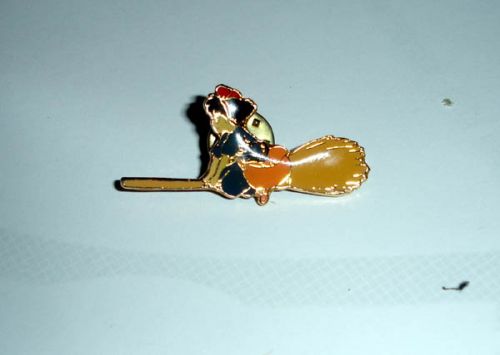 Pins Kiki Delivery Service
